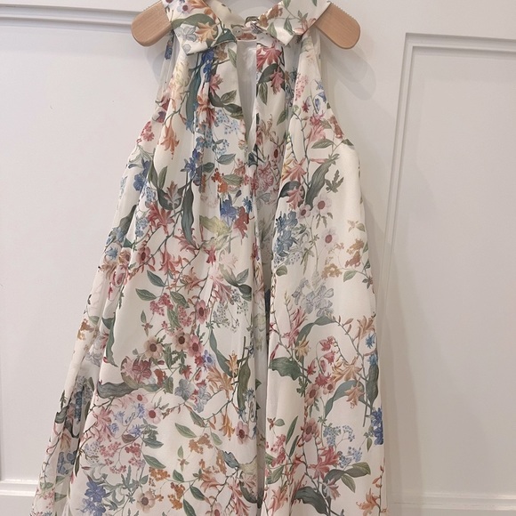 Florence Fancy gorgeous floral dress - Picture 2 of 3